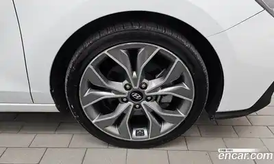 Hyundai i30 2019 1.6 автомат (гидро), миниатюра 7