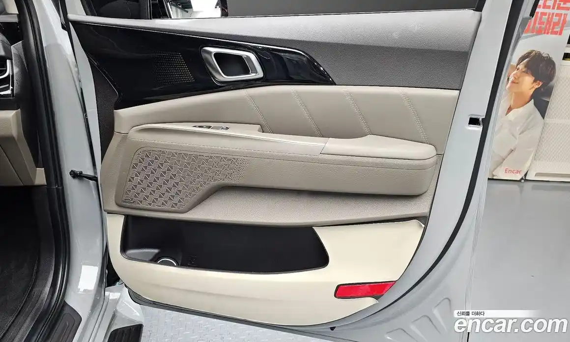 Kia Carnival 2025 3.5 автомат (гидро), фото 15