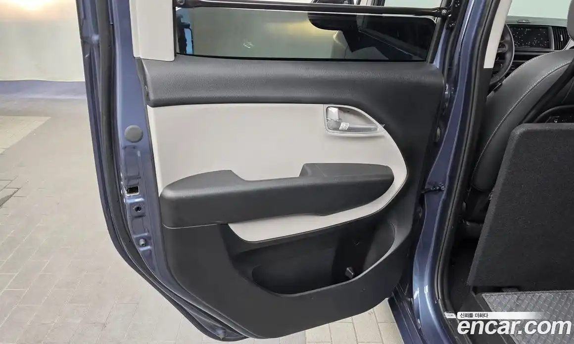 Kia Ray 2023 0.1 автомат (гидро), фото 15