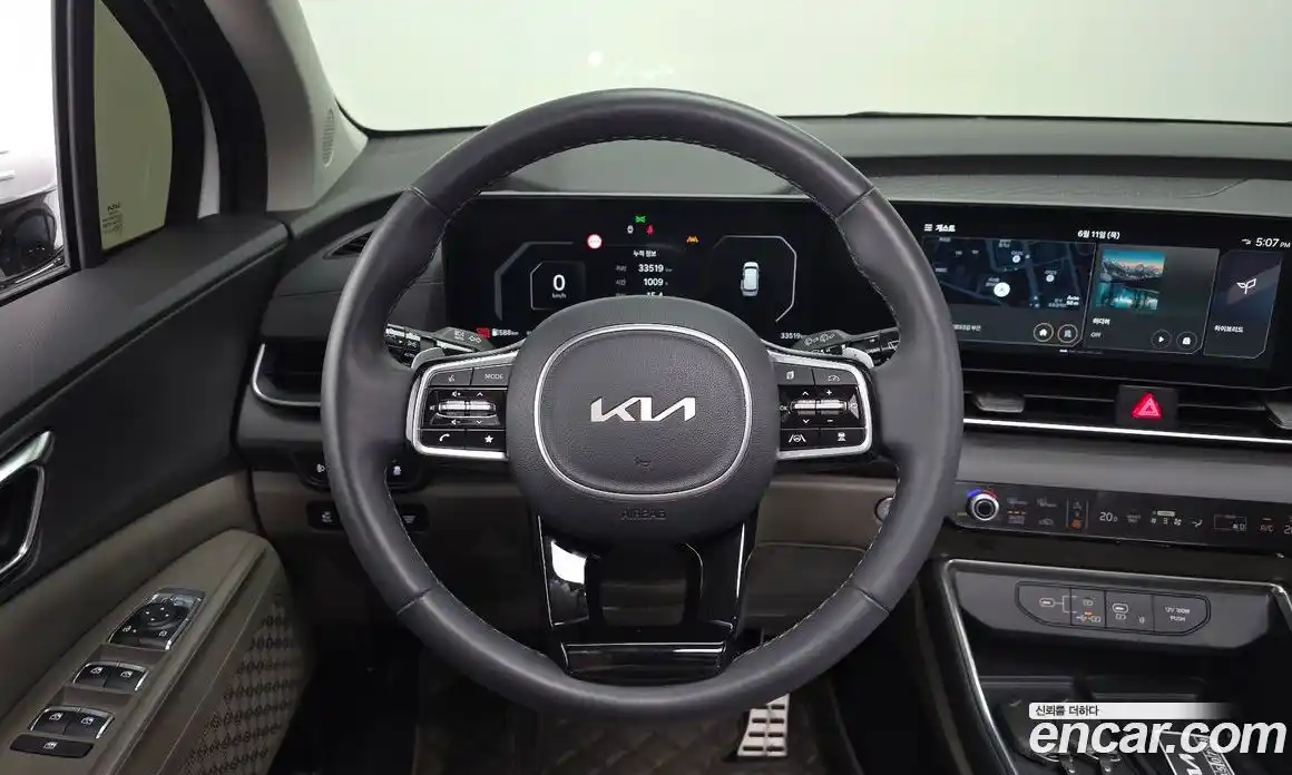 Kia Carnival 2024 1.6 автомат (гидро), фото 19