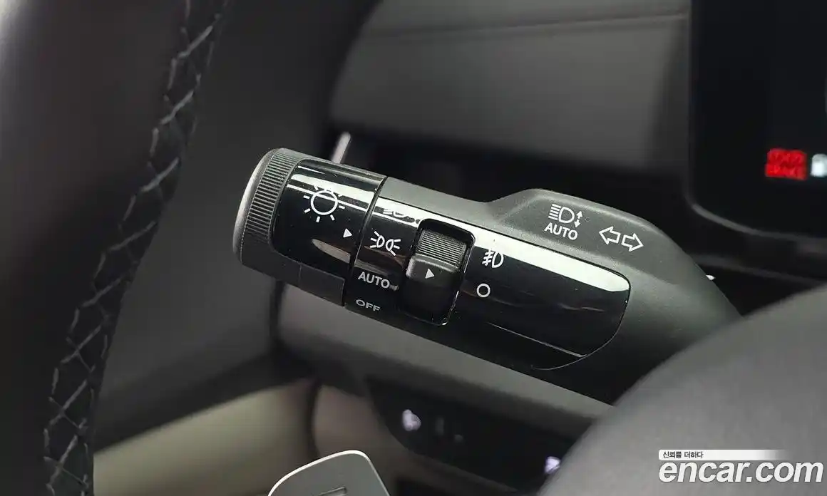 Kia Carnival 2024 1.6 автомат (гидро), фото 29