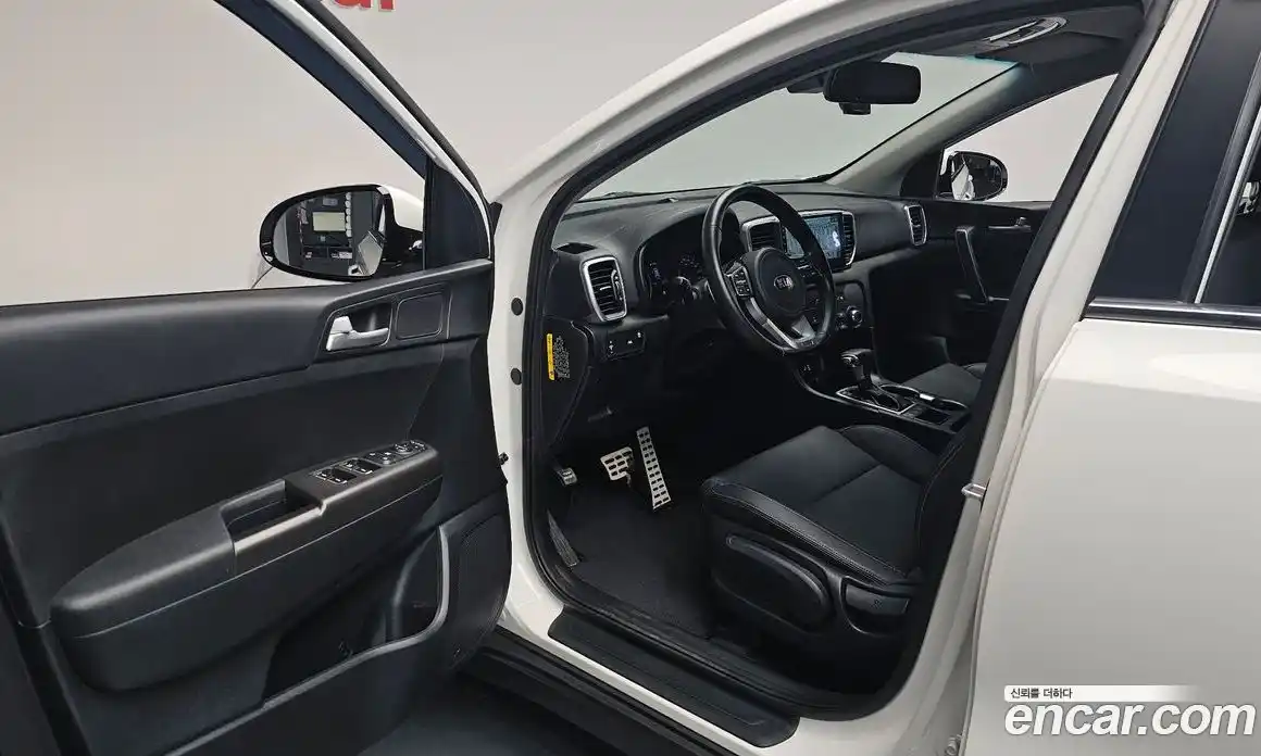 Kia Sportage 2019 2.0 автомат (гидро), фото 12