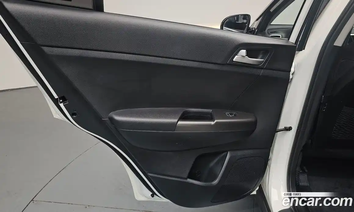 Kia Sportage 2019 2.0 автомат (гидро), фото 14