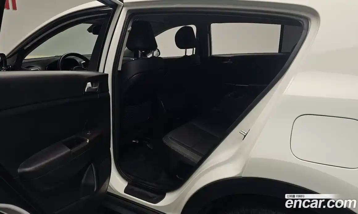 Kia Sportage 2019 2.0 автомат (гидро), фото 16