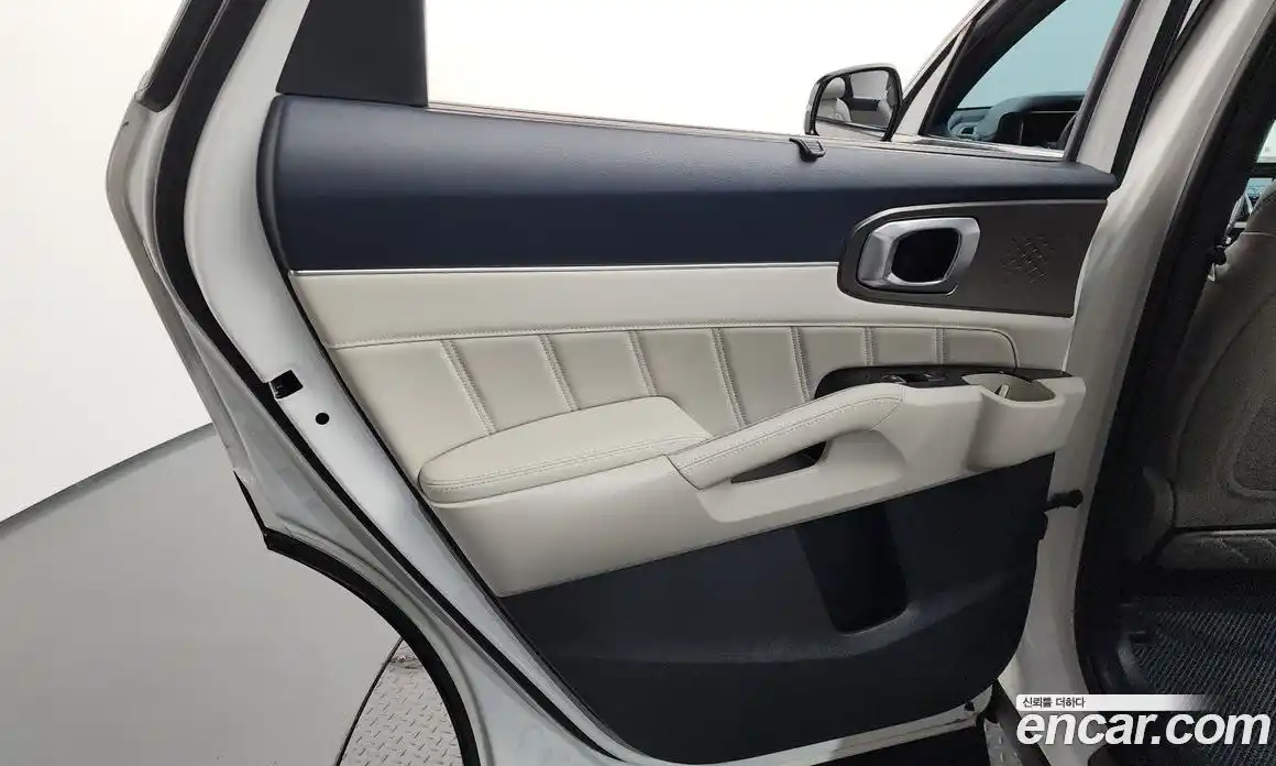 Kia Sorento 2022 1.6 автомат (гидро), фото 15