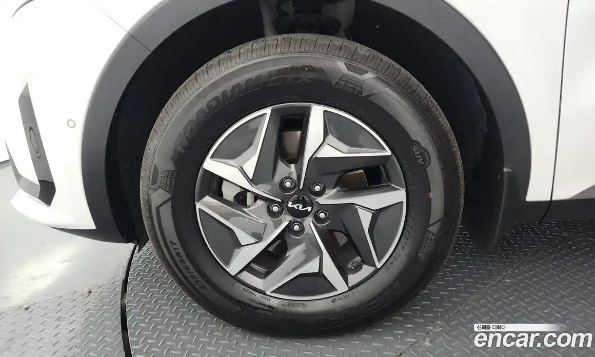 Kia Sorento 2022 1.6 автомат (гидро), фото 5