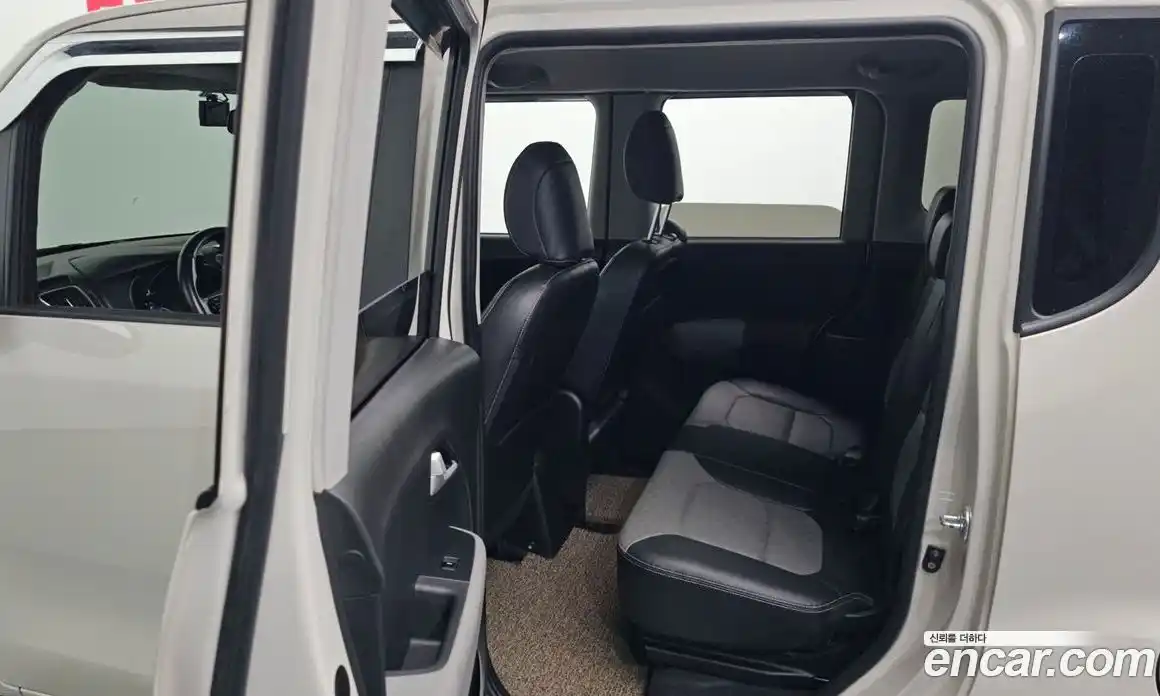 Kia Ray 2021 1.0 автомат (гидро), фото 16