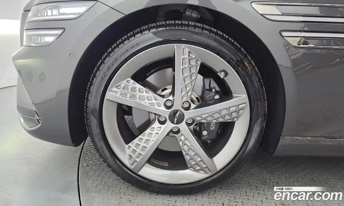 Genesis G80 2024 2.5 автомат (гидро), фото 5