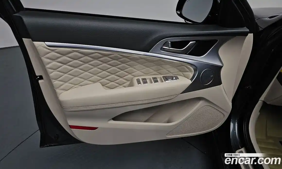 Genesis G70 2019 2.0 автомат (гидро), фото 13