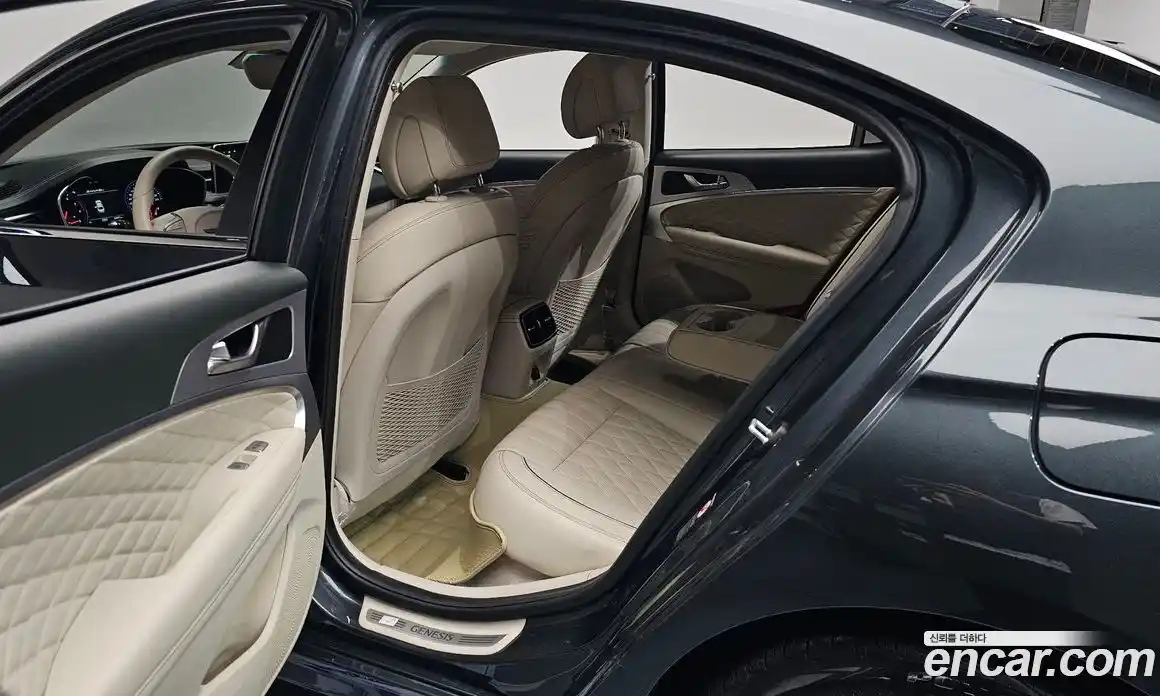 Genesis G70 2019 2.0 автомат (гидро), фото 16