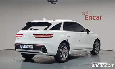 Genesis GV70, 2022, 27 015 км