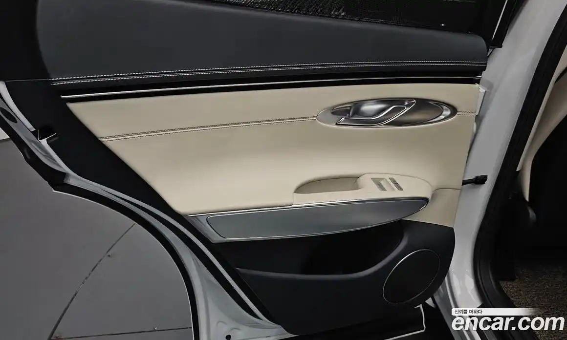 Genesis GV70 2022 2.5 автомат (гидро), фото 14