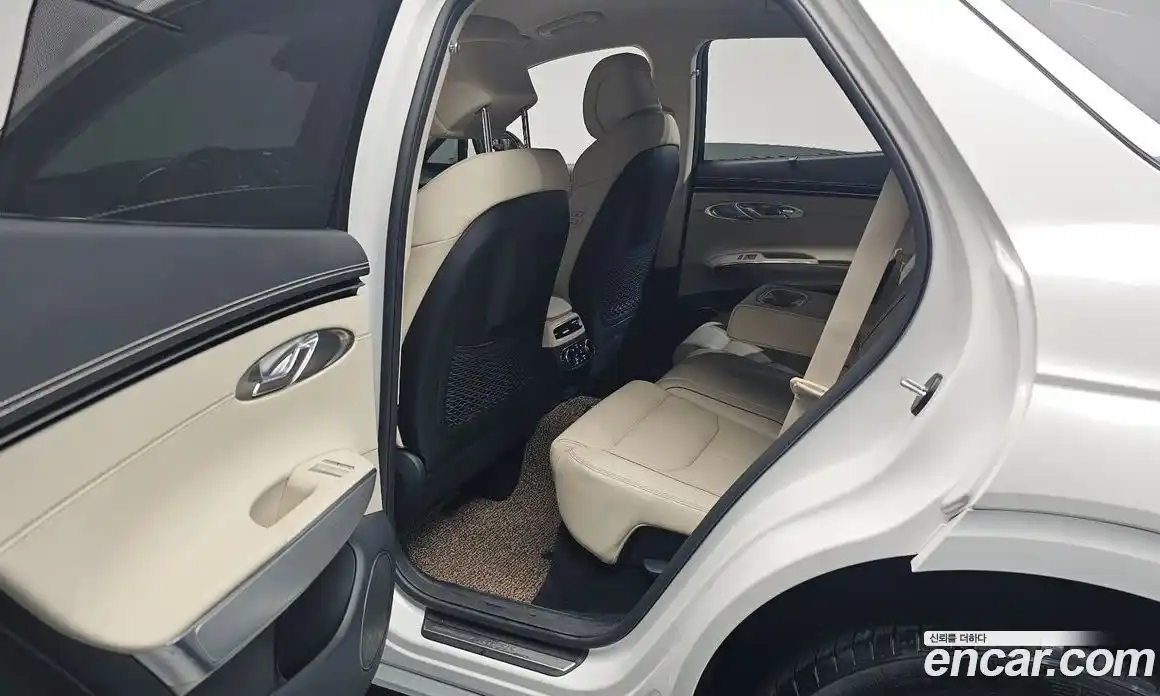 Genesis GV70 2022 2.5 автомат (гидро), фото 16