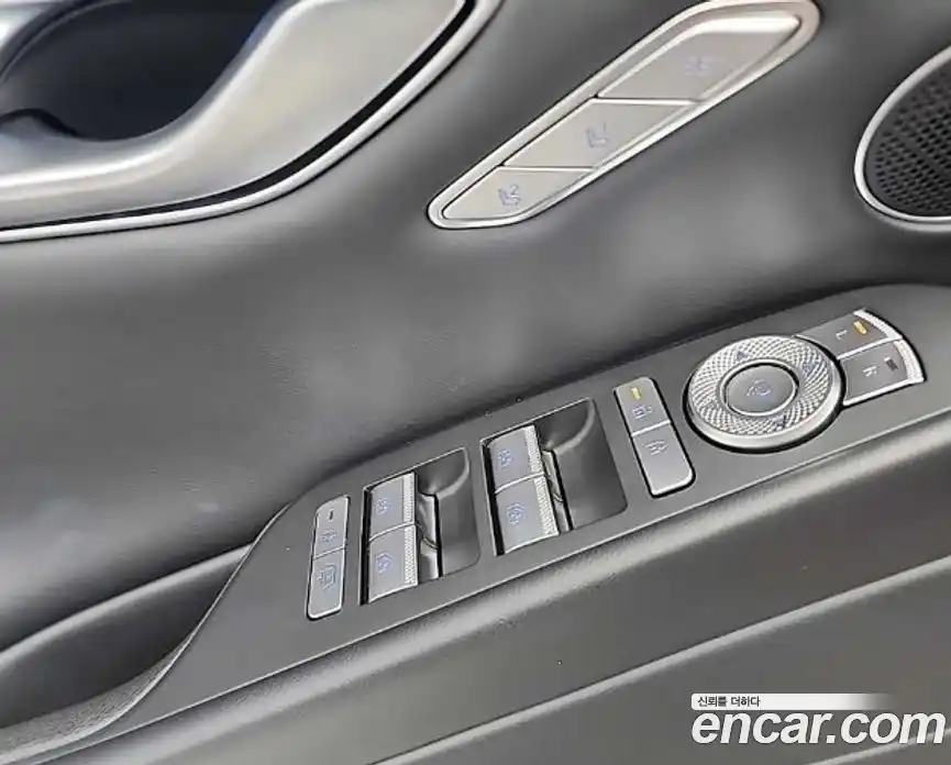 Genesis G80 2024 2.5 автомат (гидро), фото 17