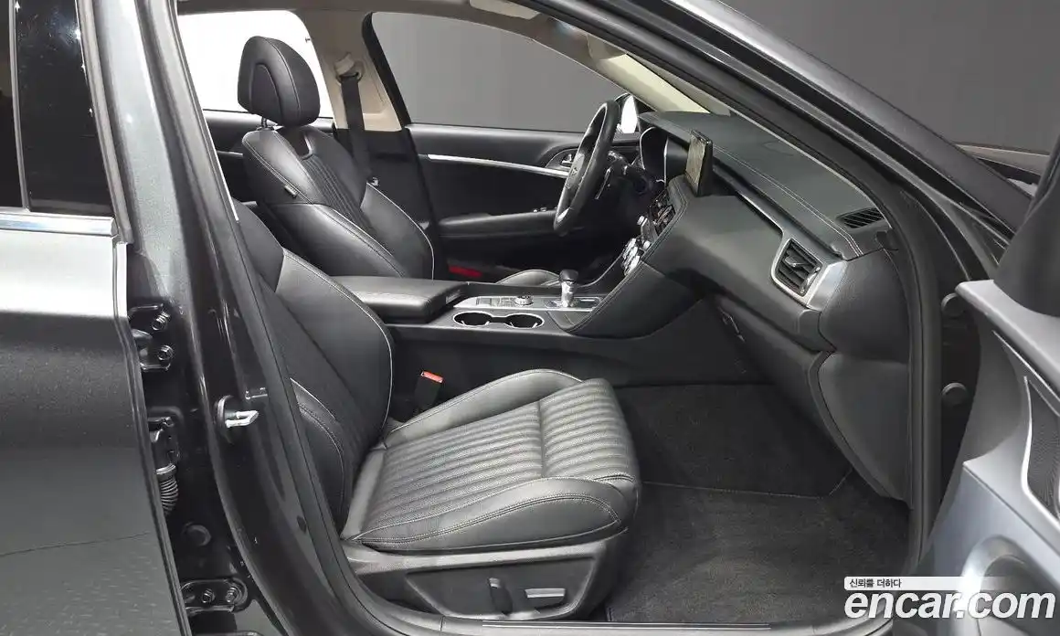Genesis G70 2021 2.0 автомат (гидро), фото 18
