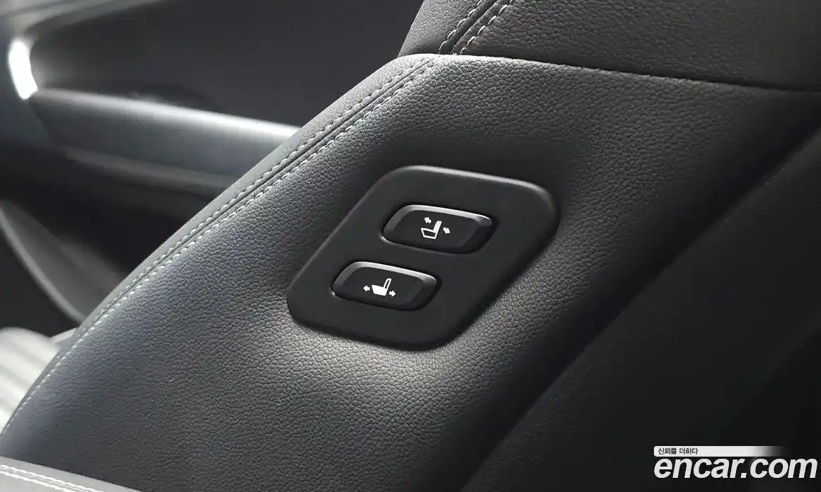 Genesis G70 2021 2.0 автомат (гидро), фото 28
