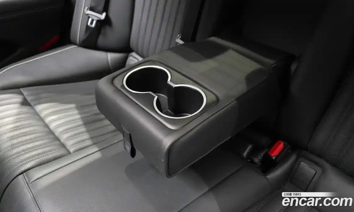 Genesis G70 2021 2.0 автомат (гидро), фото 32
