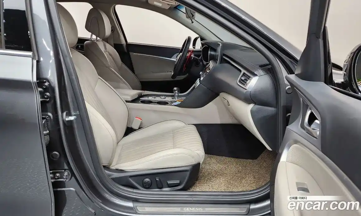 Genesis G70 2019 2.0 автомат (гидро), фото 16