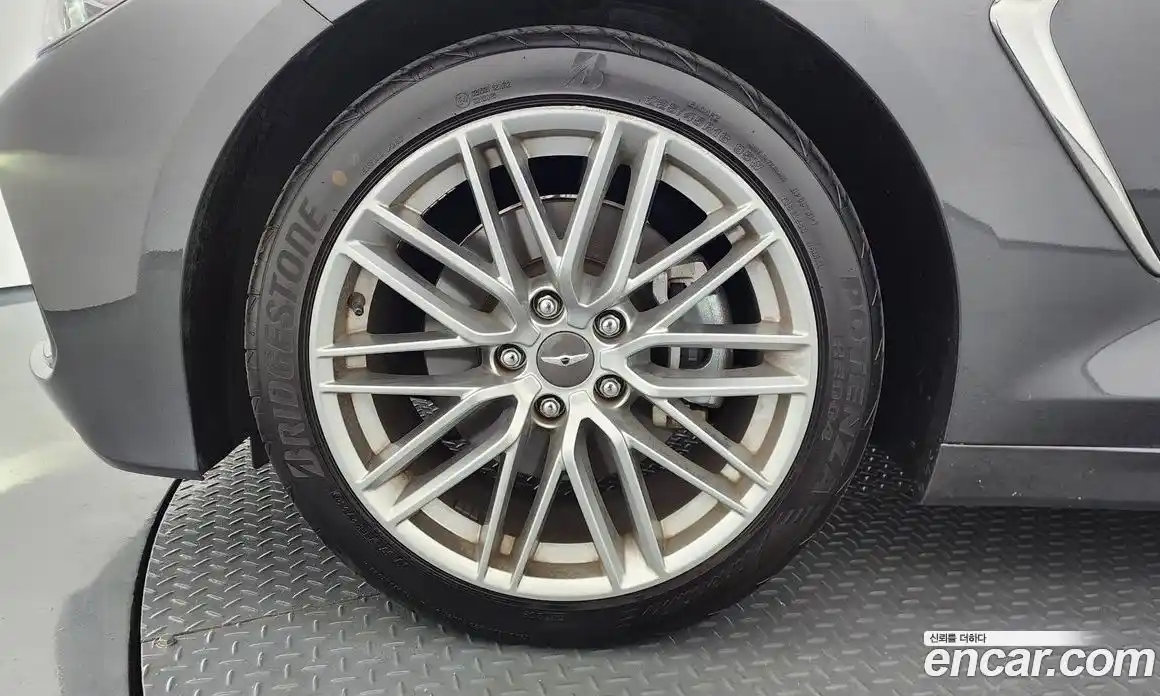 Genesis G70 2019 2.0 автомат (гидро), фото 5