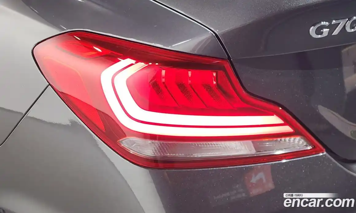 Genesis G70 2019 2.0 автомат (гидро), фото 9