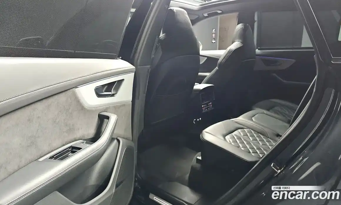 Audi Q8 2020 3.0 автомат (гидро), фото 16
