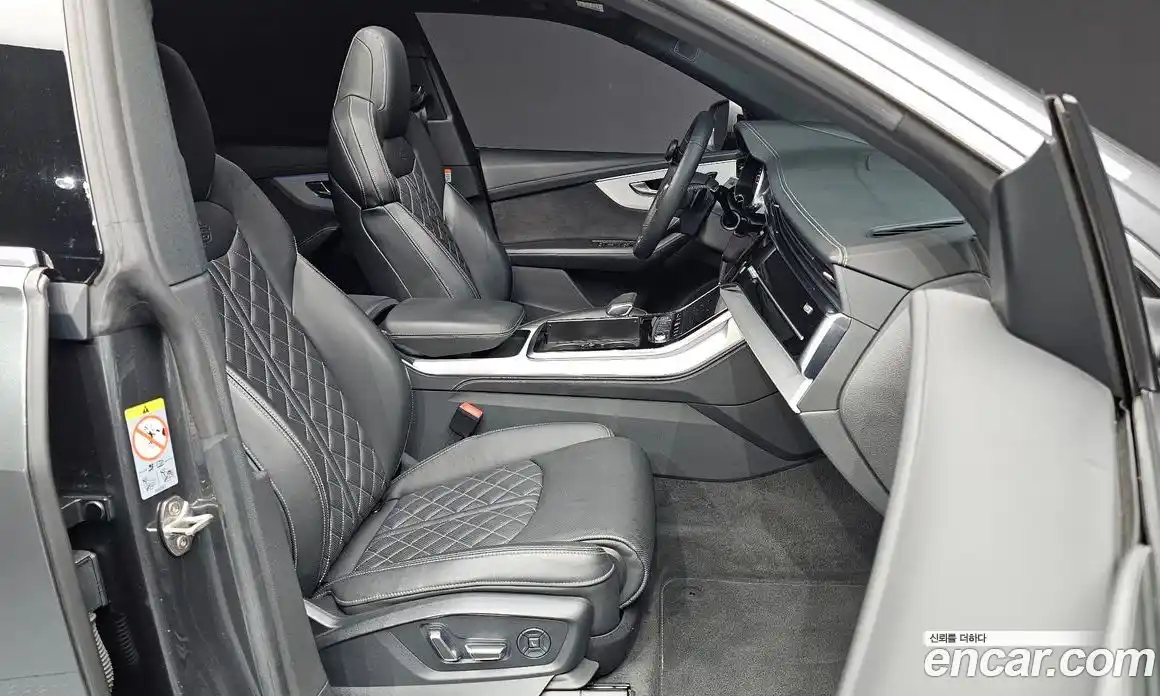 Audi Q8 2020 3.0 автомат (гидро), фото 17