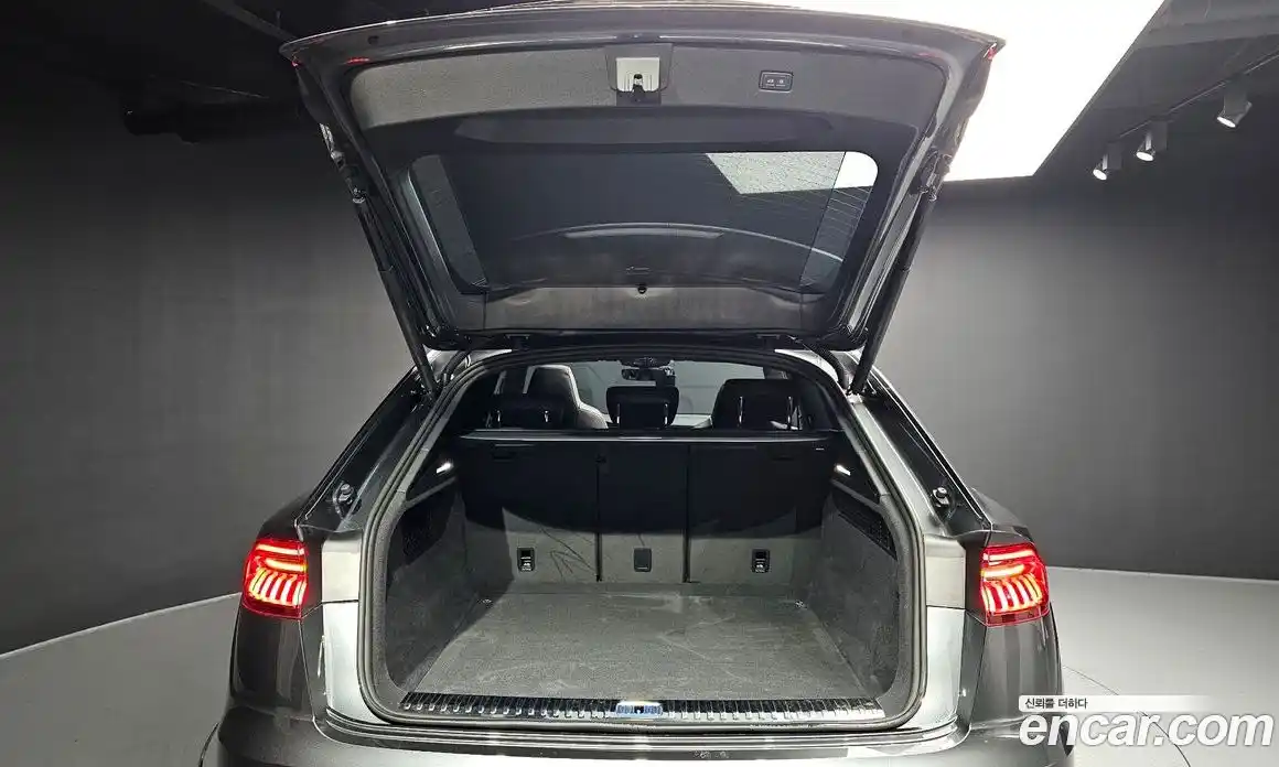 Audi Q8 2020 3.0 автомат (гидро), фото 26