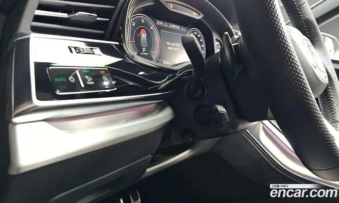Audi Q8 2020 3.0 автомат (гидро), фото 27