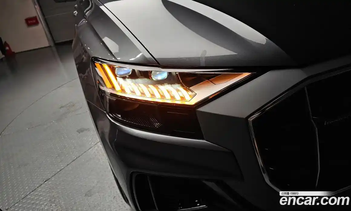 Audi Q8 2020 3.0 автомат (гидро), фото 8