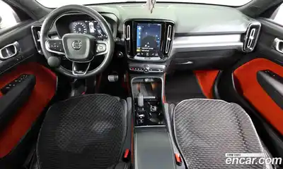 Volvo XC40 2019 2.0 автомат (гидро), миниатюра 7
