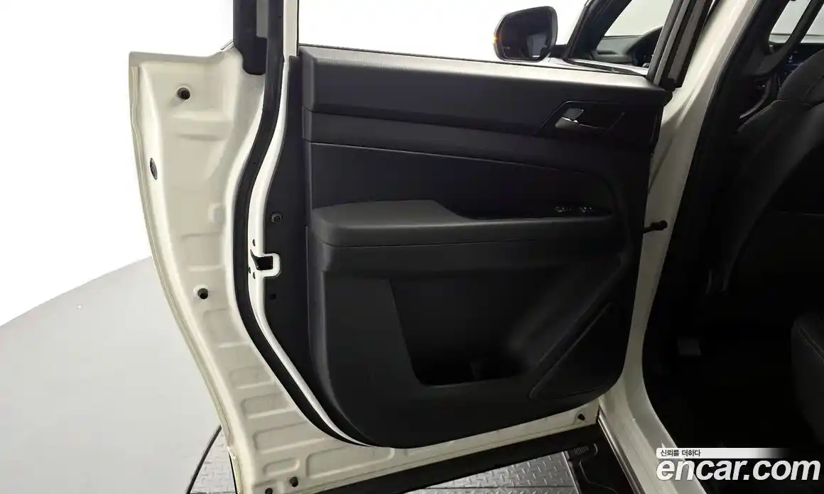 SsangYong Rexton 2020 2.2 автомат (гидро), фото 15