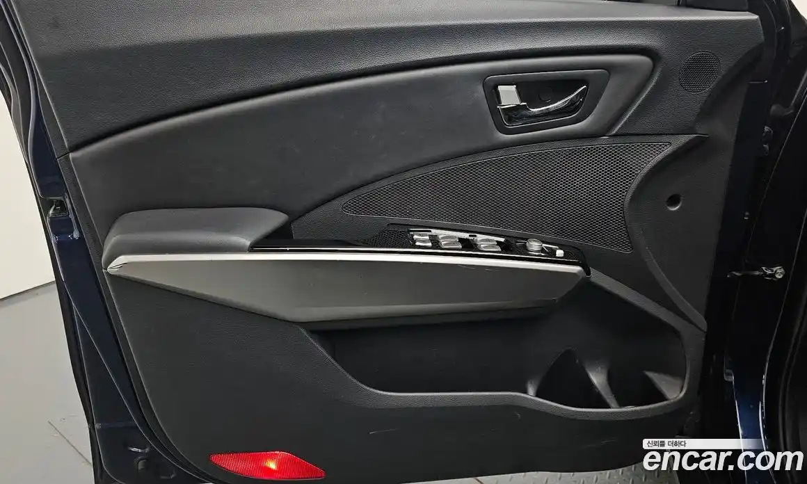 SsangYong TIBOLI 2015 1.6 автомат (гидро), фото 14