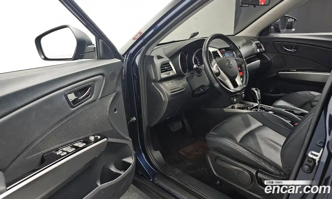 SsangYong TIBOLI 2015 1.6 автомат (гидро), фото 17