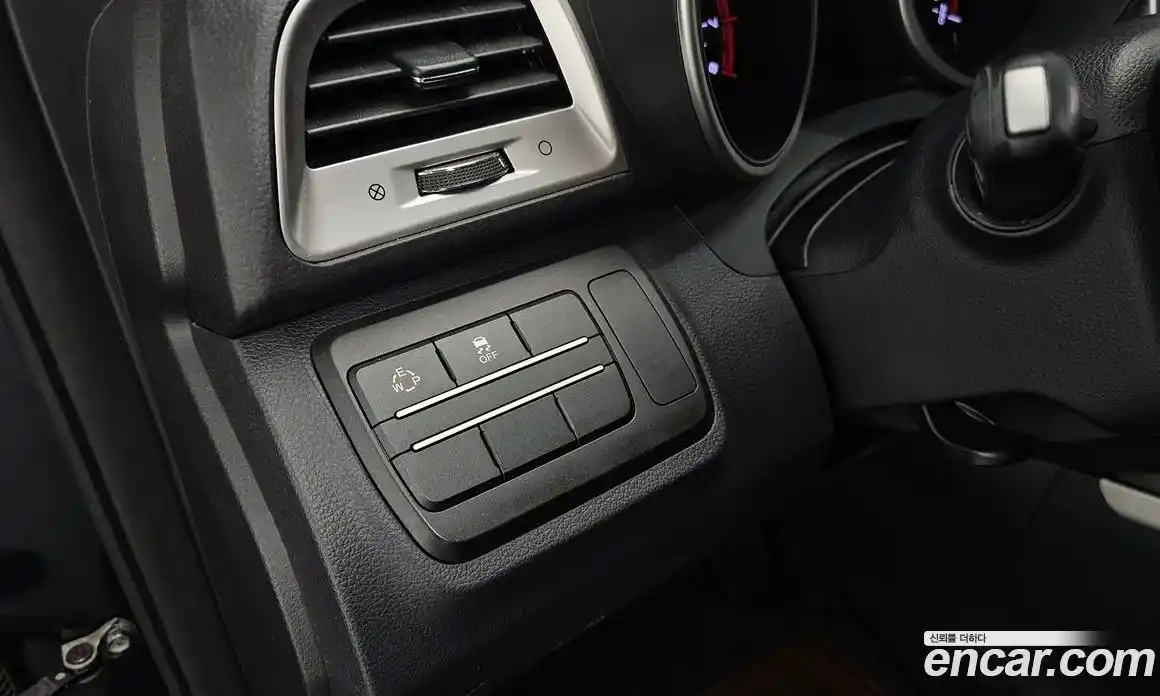SsangYong TIBOLI 2015 1.6 автомат (гидро), фото 24