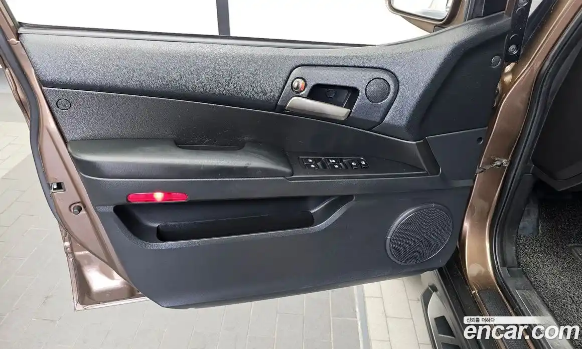 SsangYong Korando 2014 2.0 автомат (гидро), фото 14
