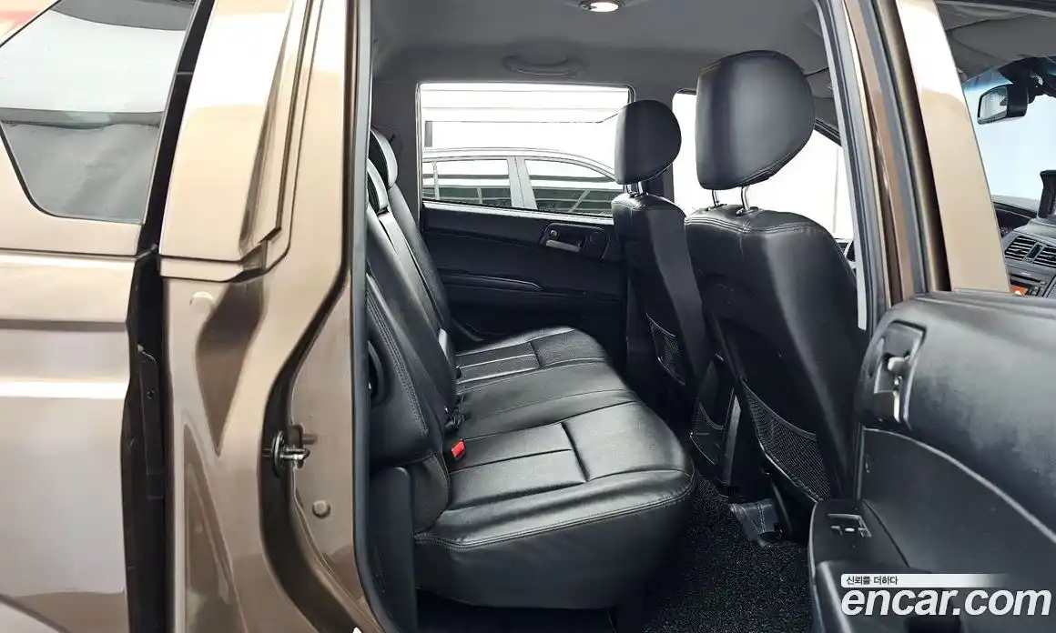 SsangYong Korando 2014 2.0 автомат (гидро), фото 18
