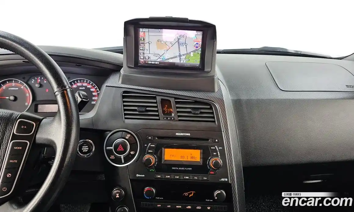SsangYong Korando 2014 2.0 автомат (гидро), фото 20
