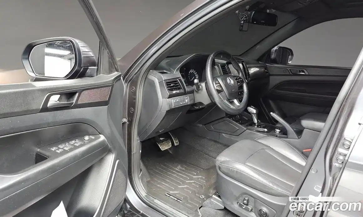 SsangYong Rexton 2020 2.2 автомат (гидро), фото 12