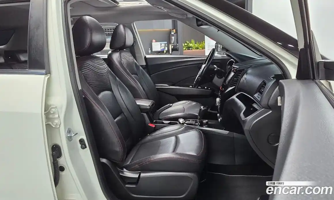 SsangYong TIBOLI 2017 1.6 автомат (гидро), фото 11