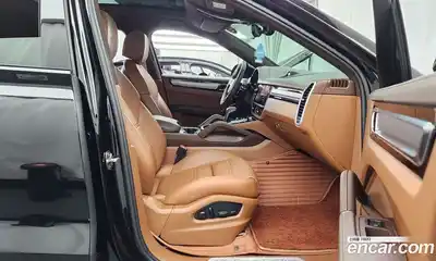 Porsche Cayenne 2023 3.0 автомат (гидро), миниатюра 11