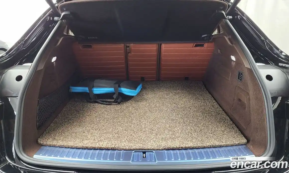 Porsche Cayenne 2023 3.0 автомат (гидро), фото 20