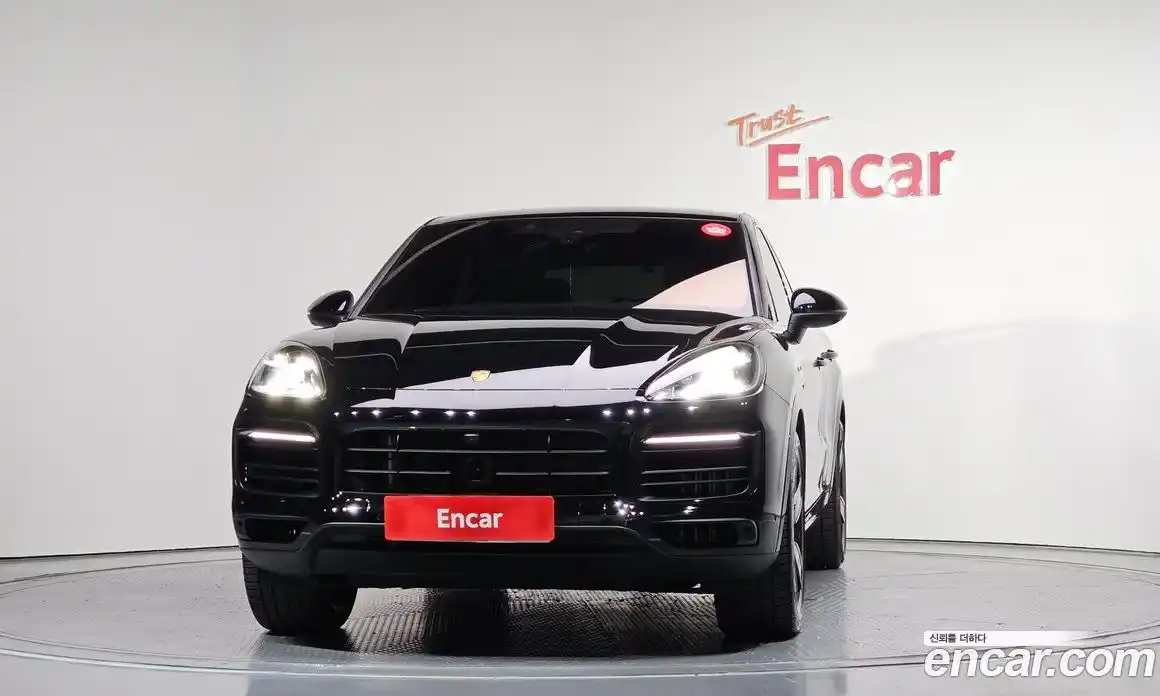 Porsche Cayenne 2023 3.0 автомат (гидро), фото 3