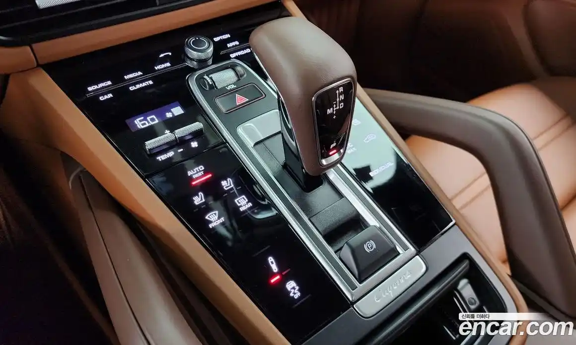 Porsche Cayenne 2023 3.0 автомат (гидро), фото 9