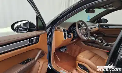 Porsche Cayenne 2023 3.0 автомат (гидро), миниатюра 10