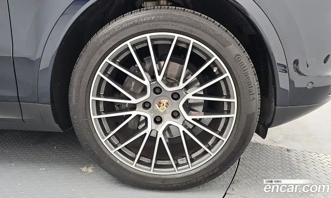 Porsche Cayenne 2023 3.0 автомат (гидро), фото 7