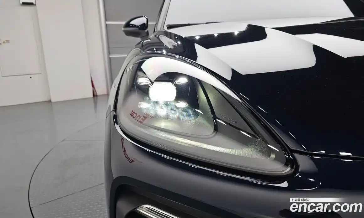 Porsche Cayenne 2023 3.0 автомат (гидро), фото 8