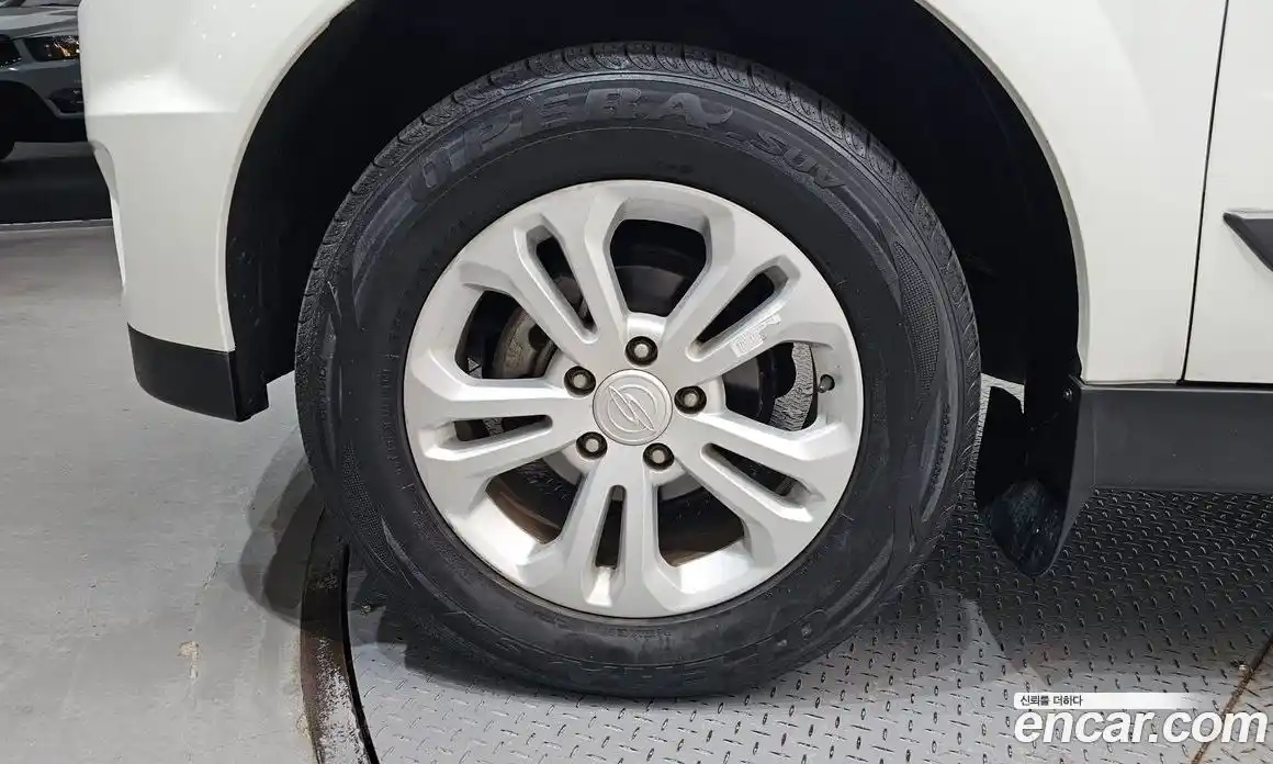 SsangYong Korando 2016 2.2 автомат (гидро), фото 5