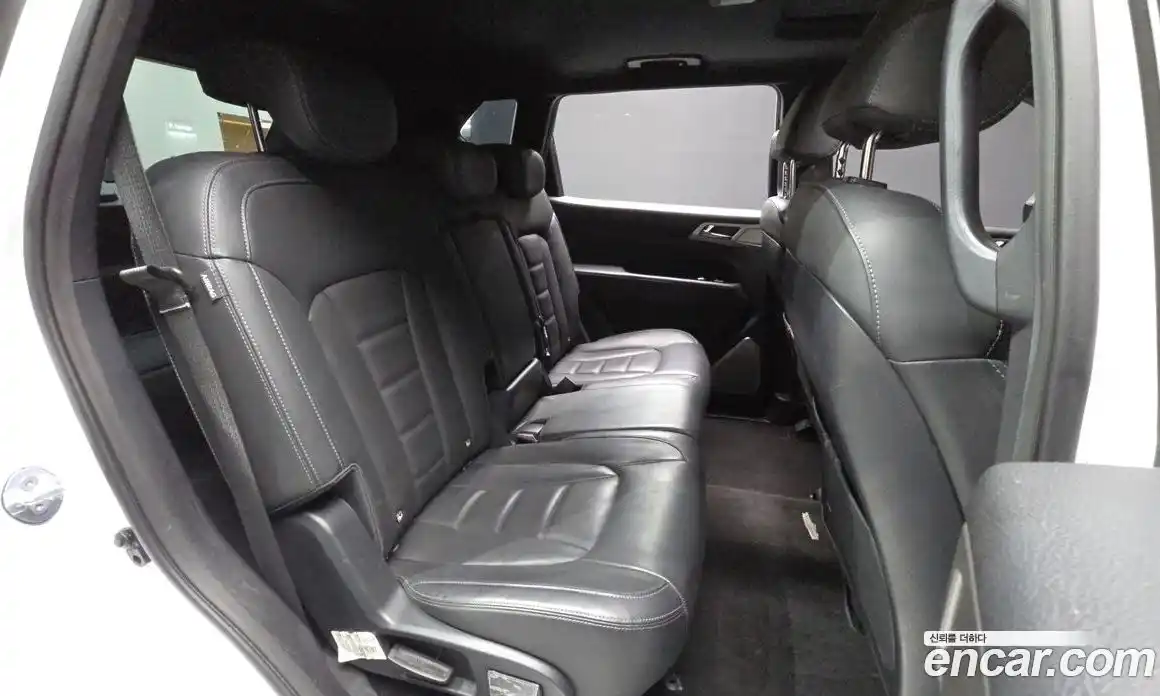 SsangYong Rexton 2018 2.2 автомат (гидро), фото 18