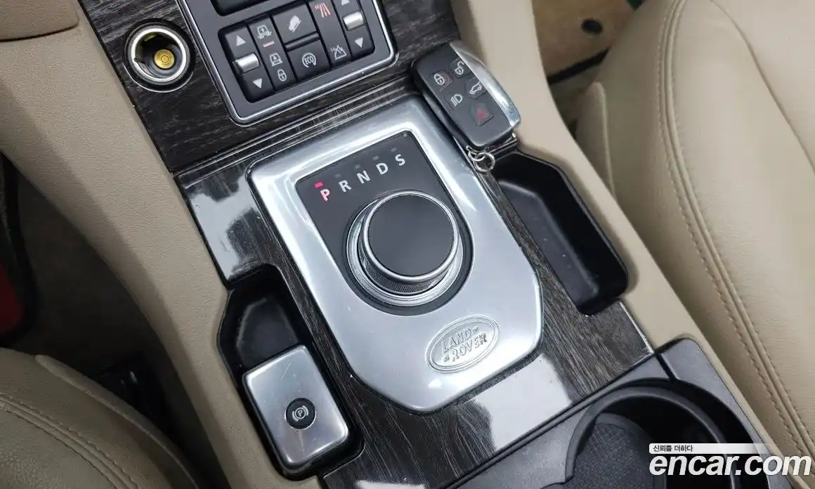 Land Rover Discovery 2014 3.0 автомат (гидро), фото 9