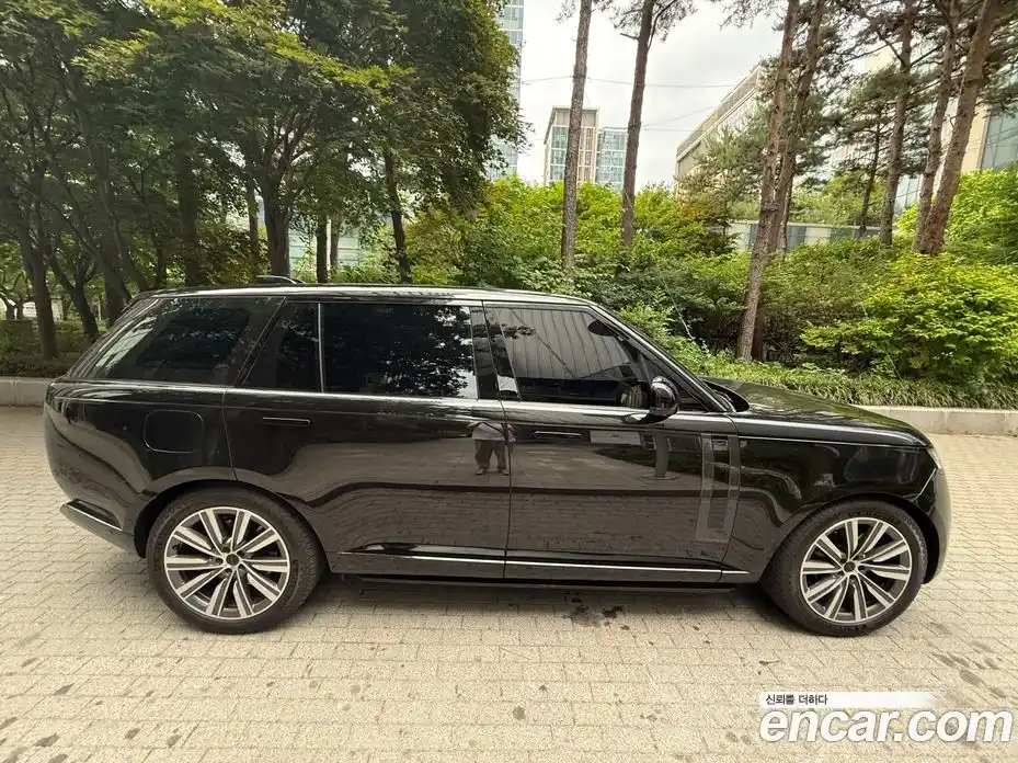 Land Rover Range Rover 2026 4.4 автомат (гидро), фото 3
